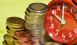 网上怎么找黑客帮忙多少钱？揭秘黑客服务价格与风险，教你安全解决网络问题