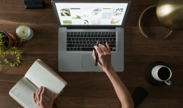 黑客扣扣群揭秘：如何识别防范网络暗巷中的安全陷阱