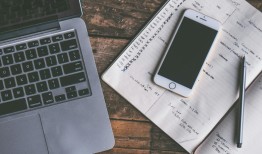 找黑客拿站多少钱？揭秘价格内幕与合法安全服务选择指南