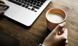 自己网上怎么接单：自由职业者高效赚钱的完整指南