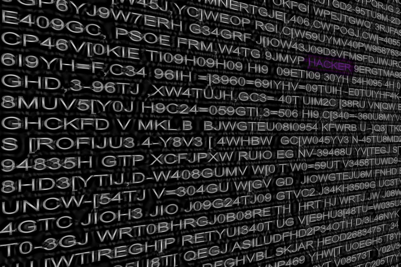 24小时接单的黑客联系方式揭秘：警惕非法服务，保护网络安全